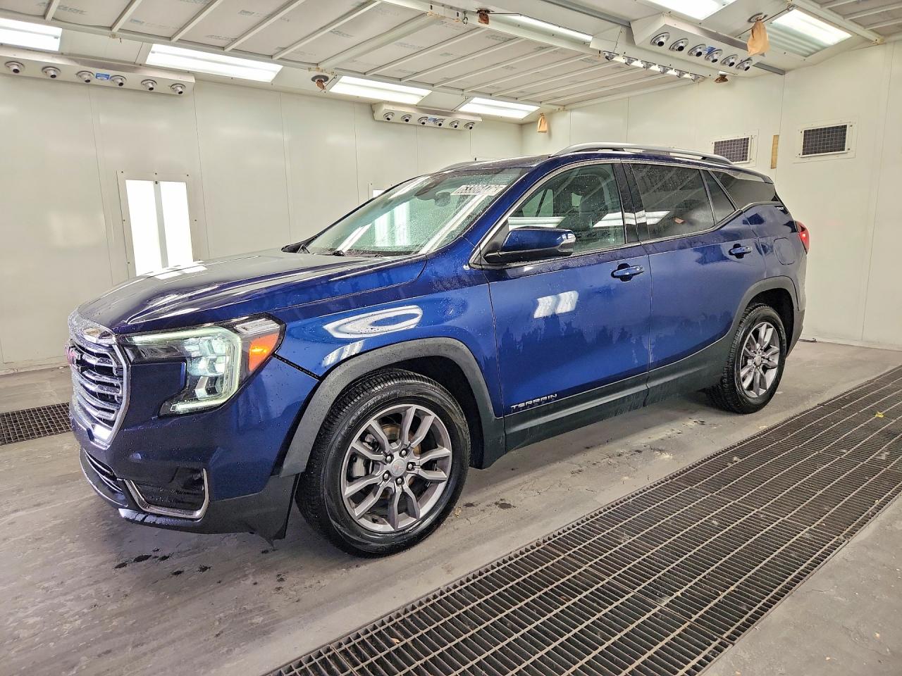 2023 GMC Terrain SLT, VIN 3GKALPEGXPL120769 — Front end