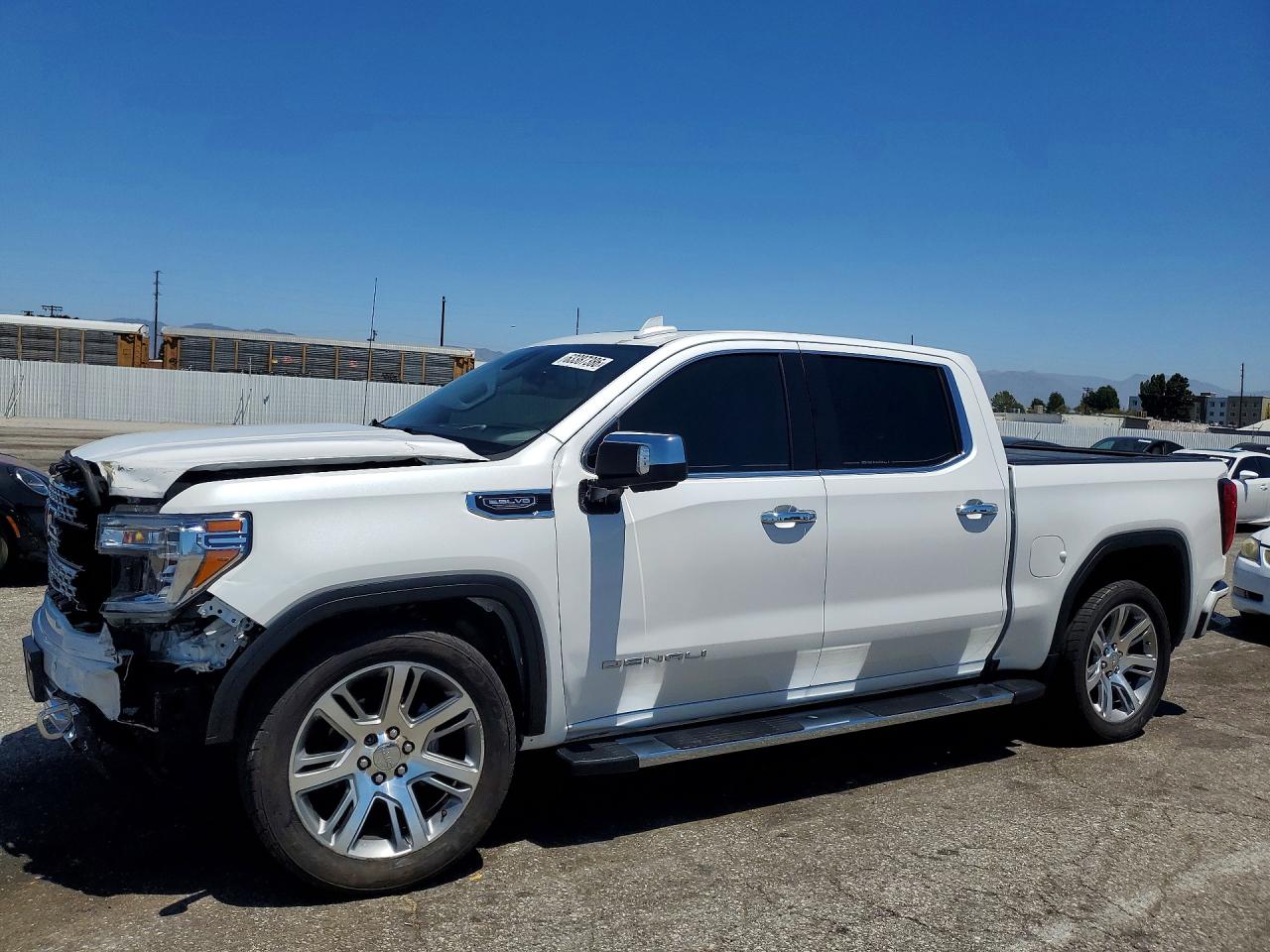 2021 GMC Sierra 1500 Denali, VIN 3GTP8FED8MG229954 — Front end
