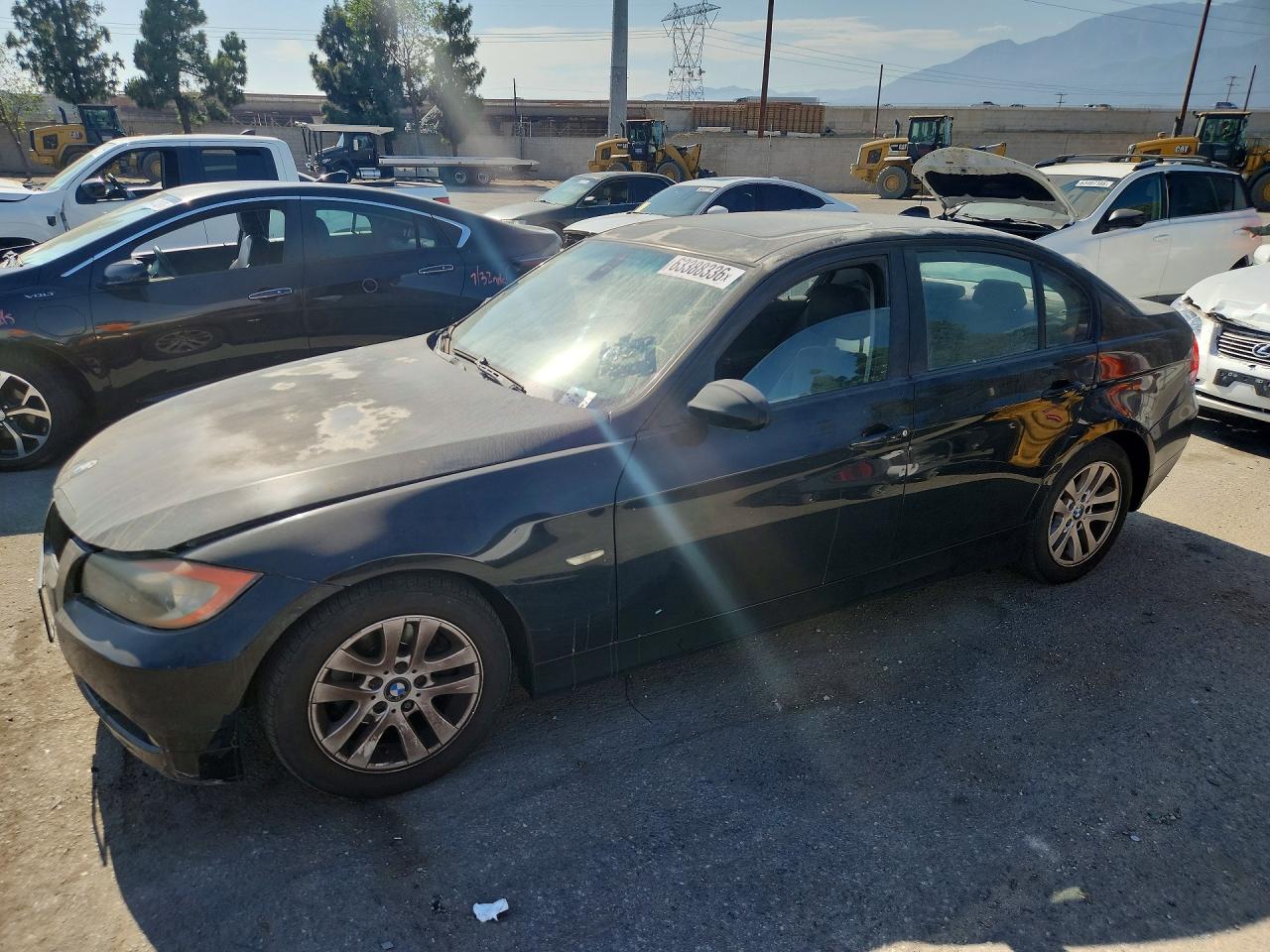 2007 BMW 3 Series 328i, VIN WBAVC53547FZ80113 — Мелкие вмятины и царапины