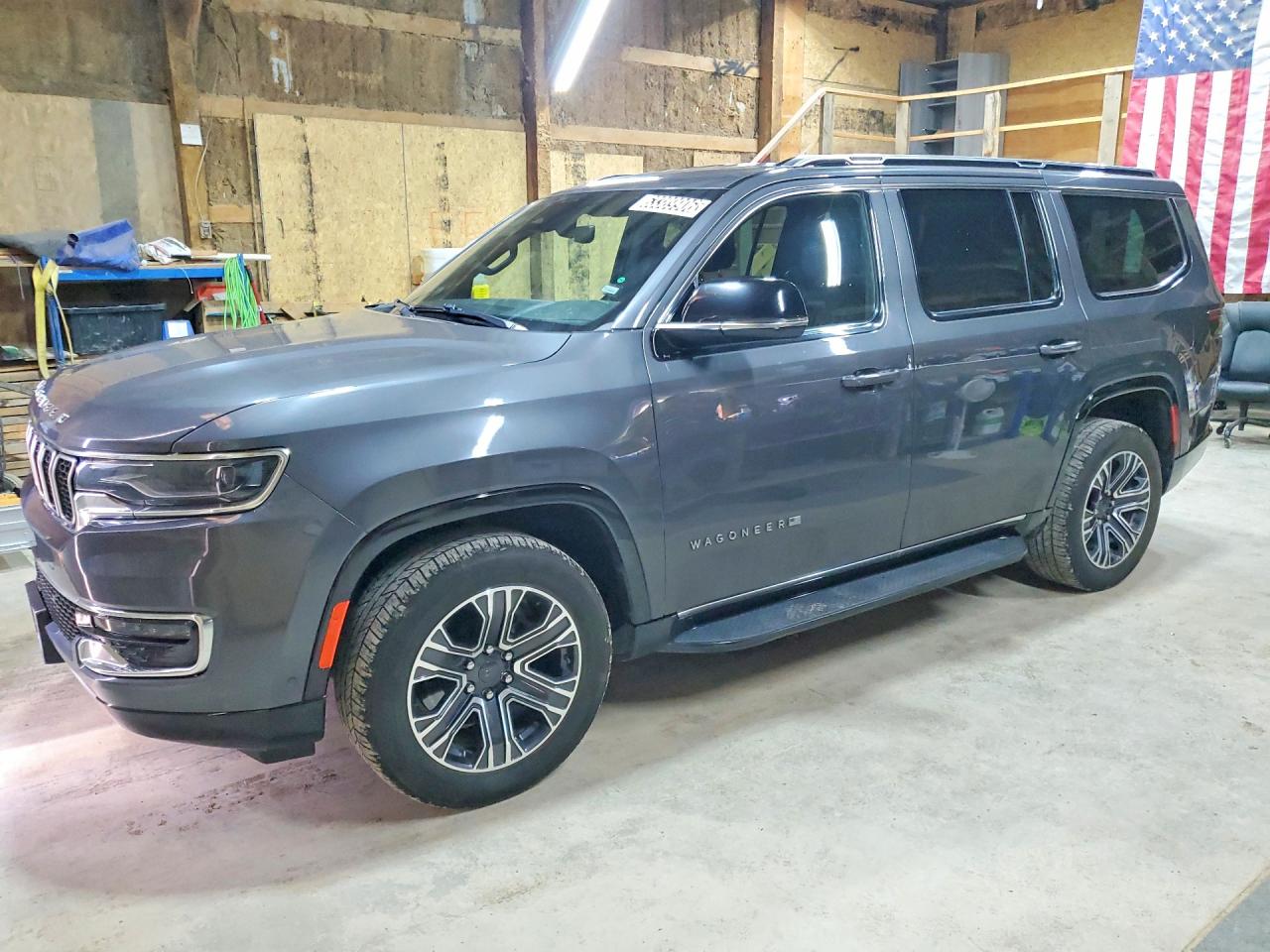 2024 Jeep Wagoneer Series II, VIN 1C4SJVBP3RS136296 — Бок