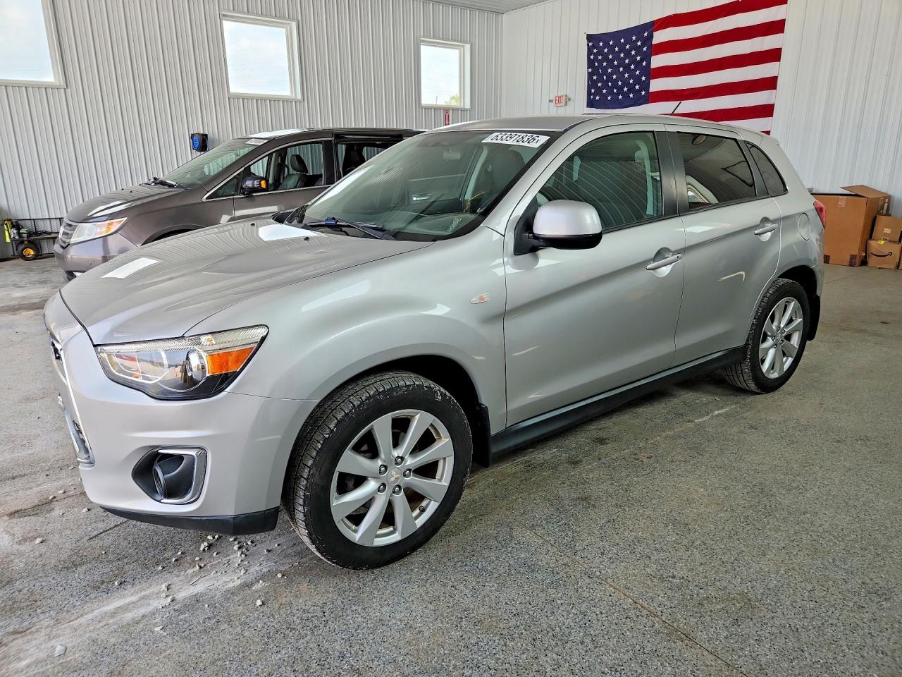 2015 Mitsubishi Outlander ES, VIN 4A4AR3AU6FE011005 — Minor dents and scratches