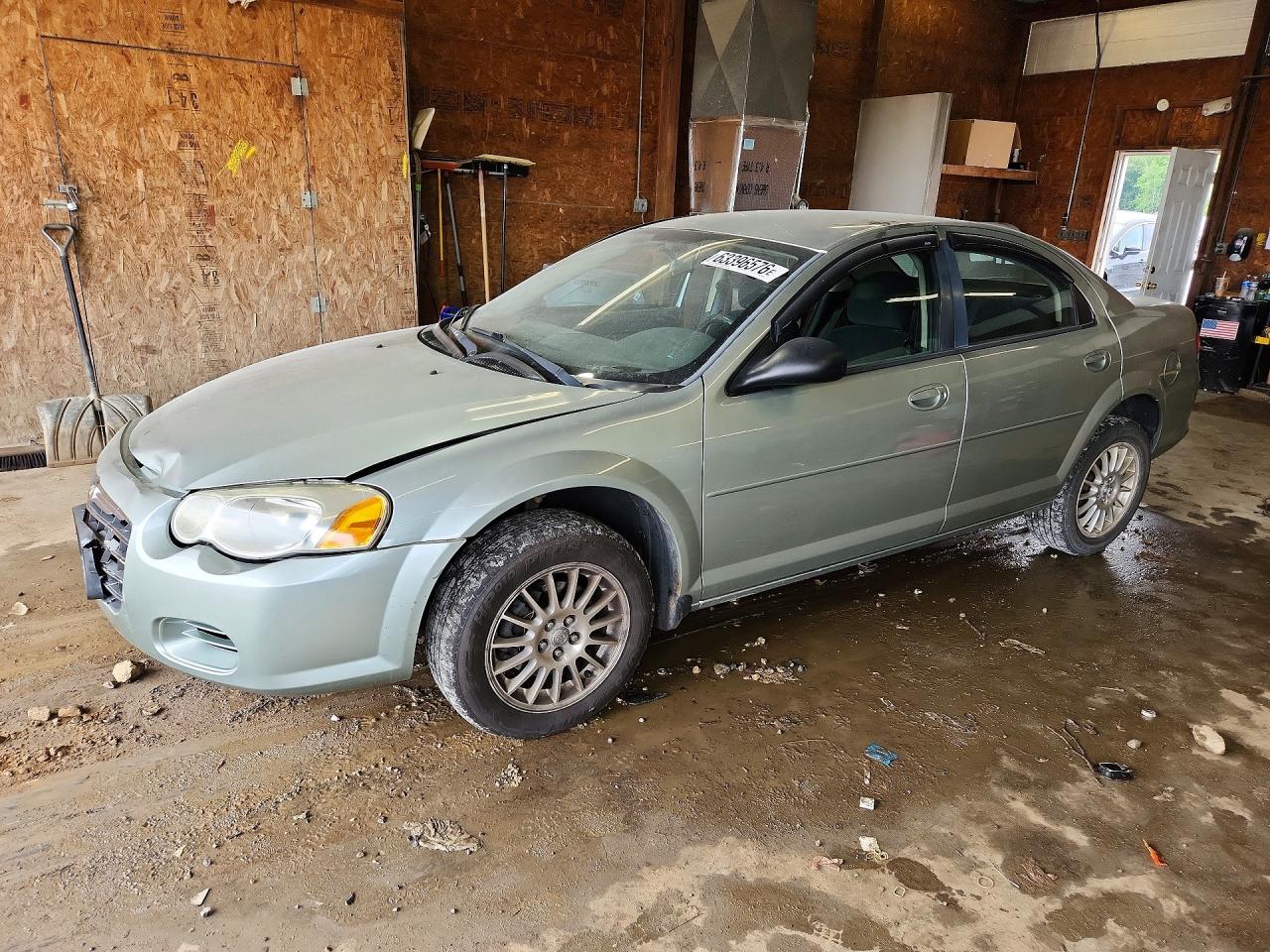 2004 Chrysler Sebring LX, VIN 1C3EL46X84N201795 — Side
