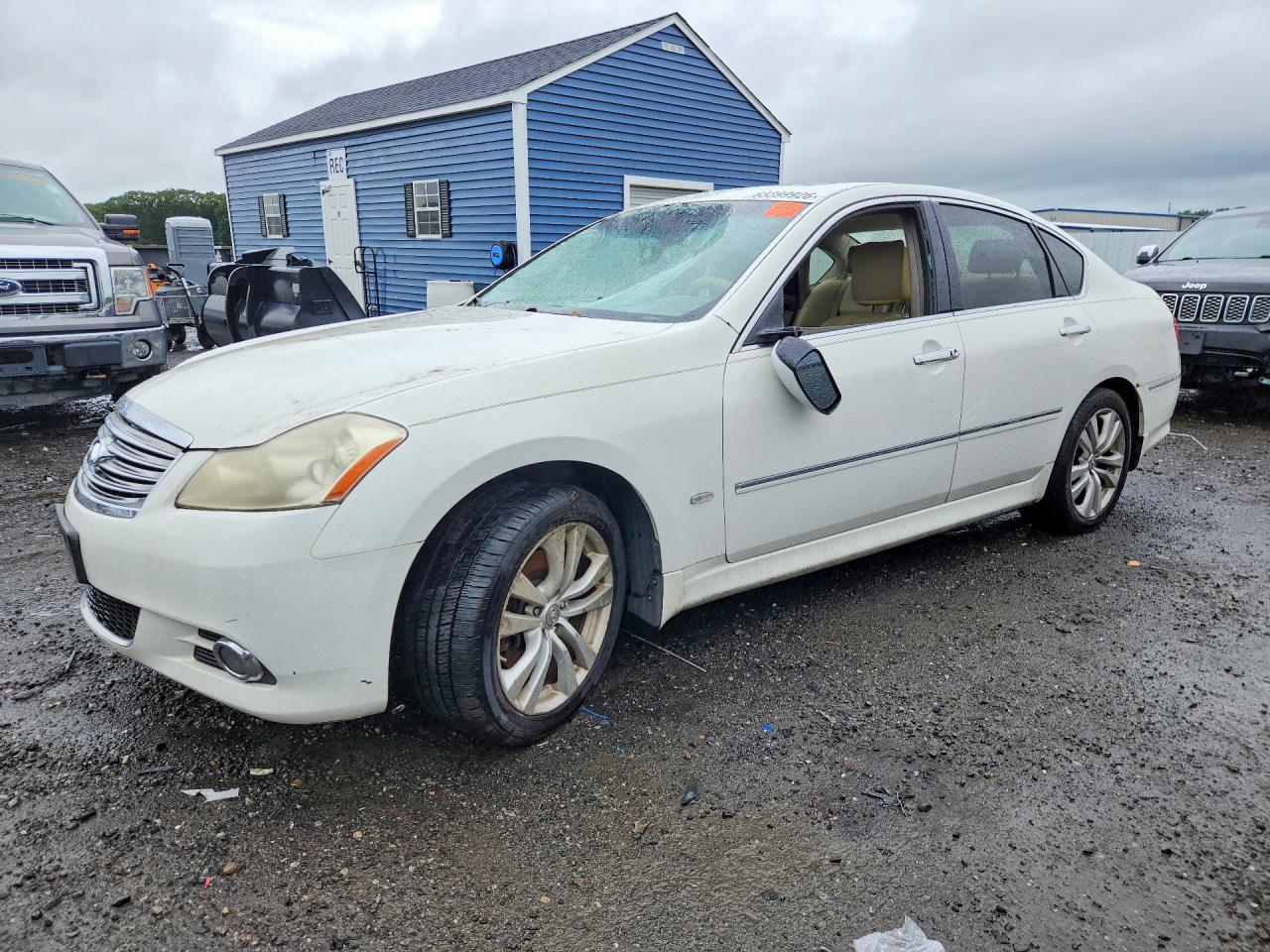 2010 Infiniti M, VIN JN1CY0AR1AM960931 — Front end