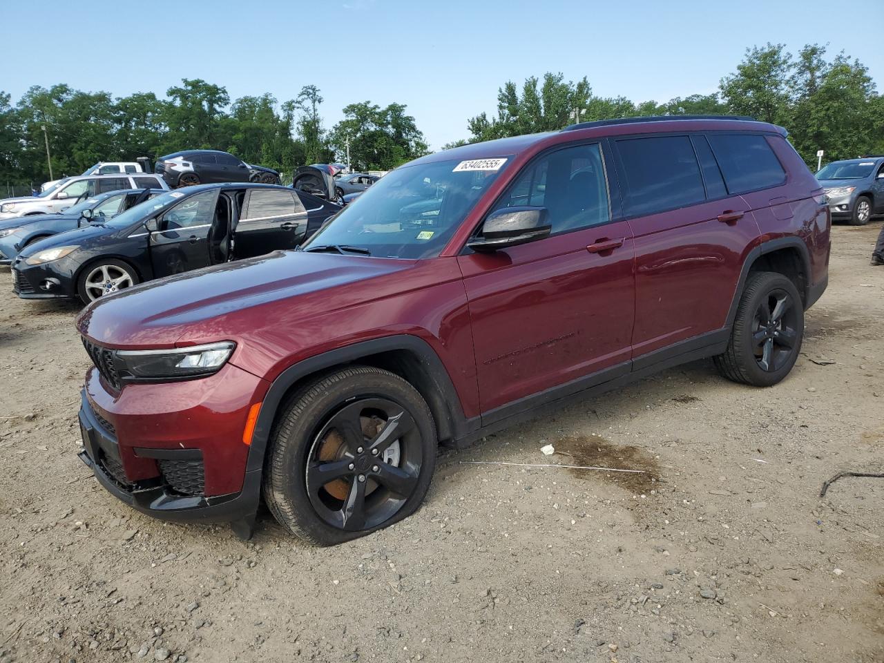 2025 Jeep Grand Cherokee Laredo X, VIN 1C4RJKAG7S8629657 — Front end