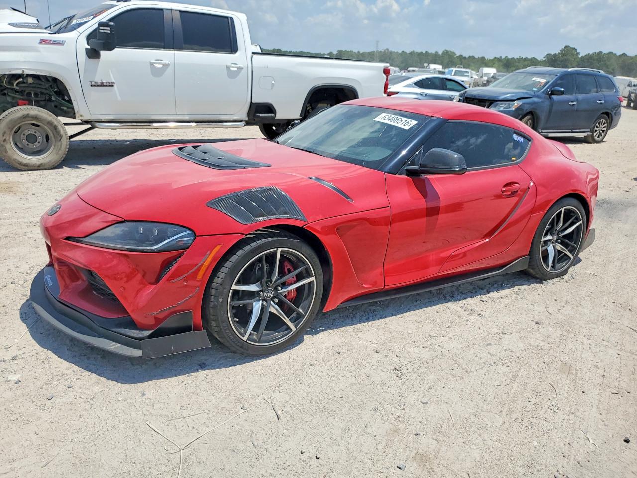 2022 Toyota Supra Premium, VIN WZ1DB0C07NW051668 — Side