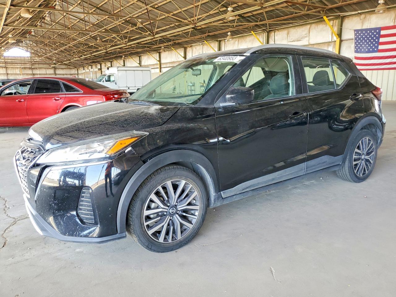 2021 Nissan Kicks SV, VIN 3N1CP5CV3ML472850 — Front end