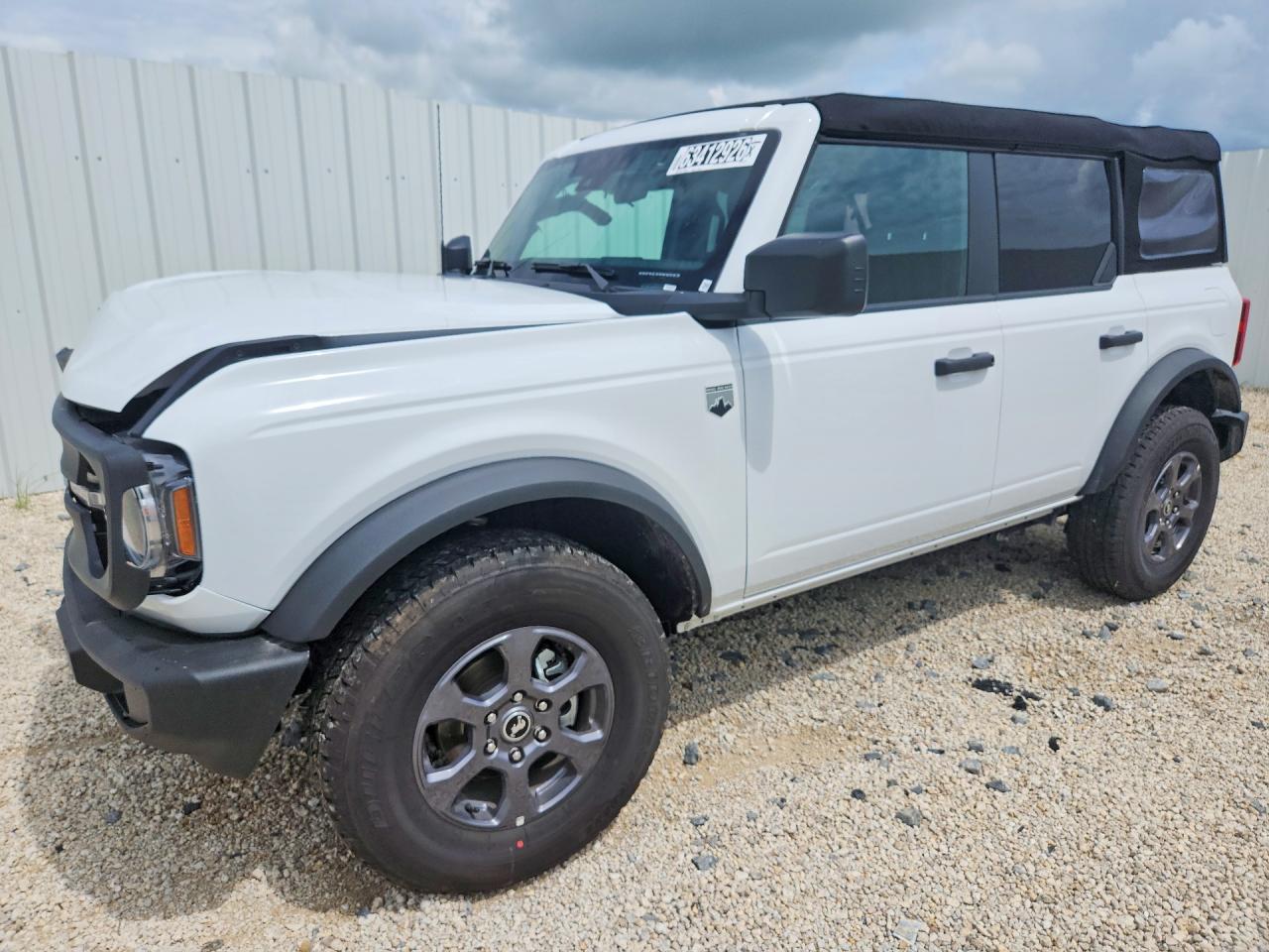 2026 Ford Bronco Big Bend, VIN 1FMDE7BH9TLA93145 — Front end