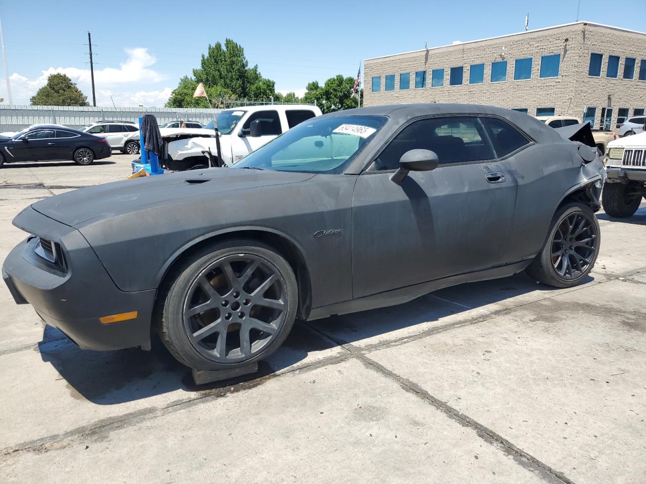 2010 Dodge Challenger SE, VIN 2B3CJ4DV5AH322090 — Rear end
