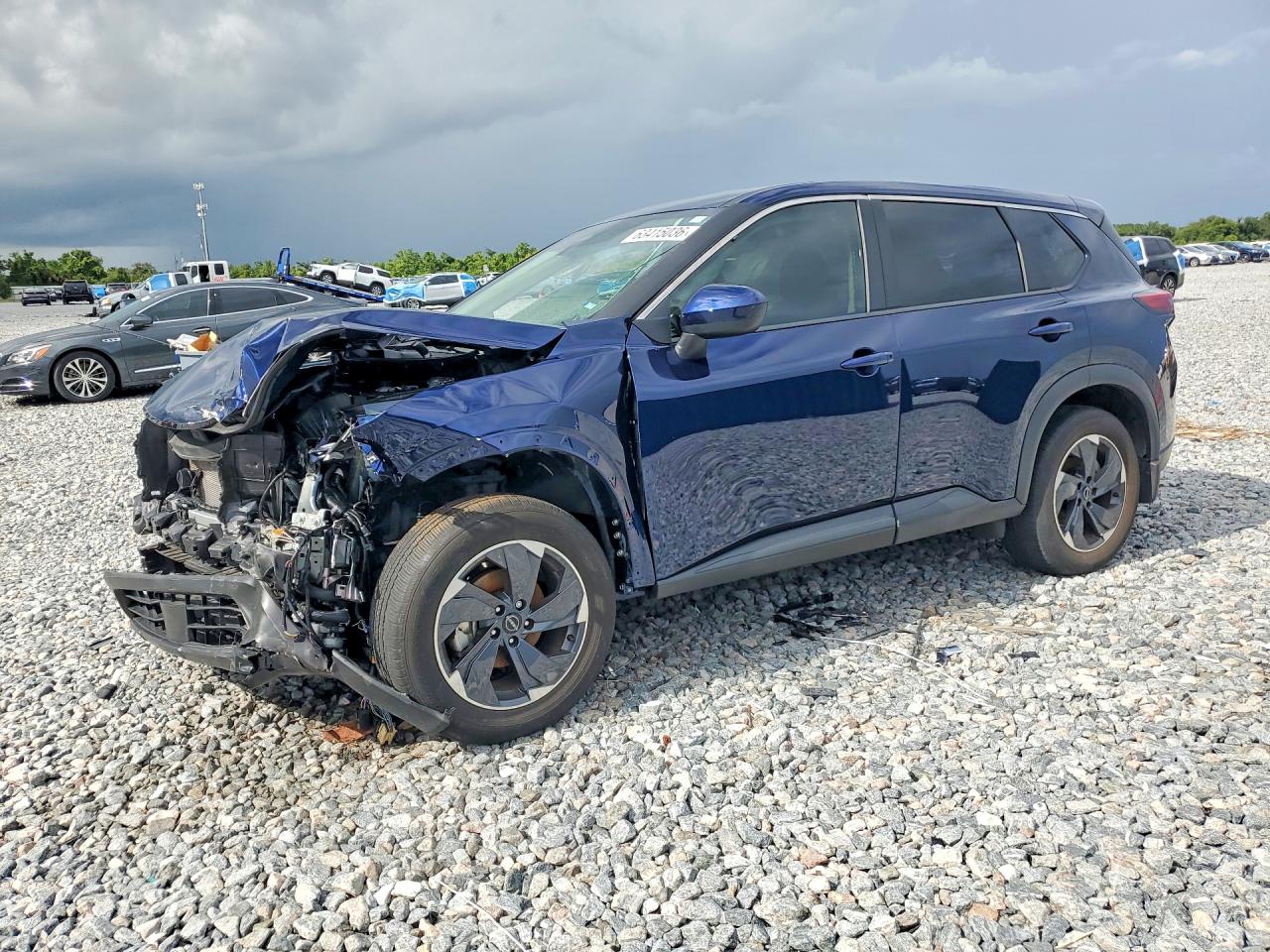 2025 Nissan Rogue SV, VIN 5N1BT3BA0SC839909 — Front end