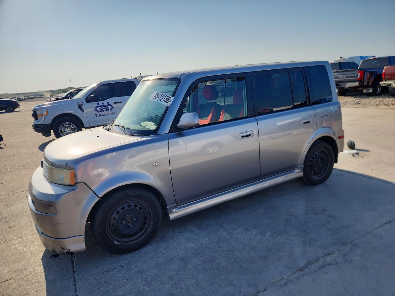 2006 Scion xB, VIN JTLKT324664104659 — Зад