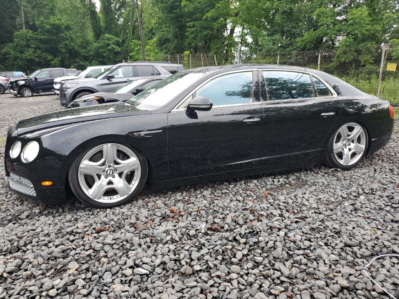 2015 Bentley Flying Spur, VIN SCBEC9ZA4FC041772 — Мелкие вмятины и царапины