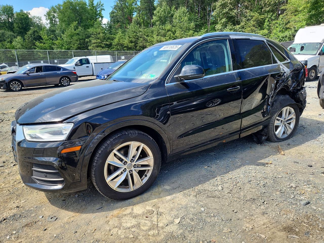 2016 Audi Q3 Premium Plus, VIN WA1EFCFS5GR000879 — Front end