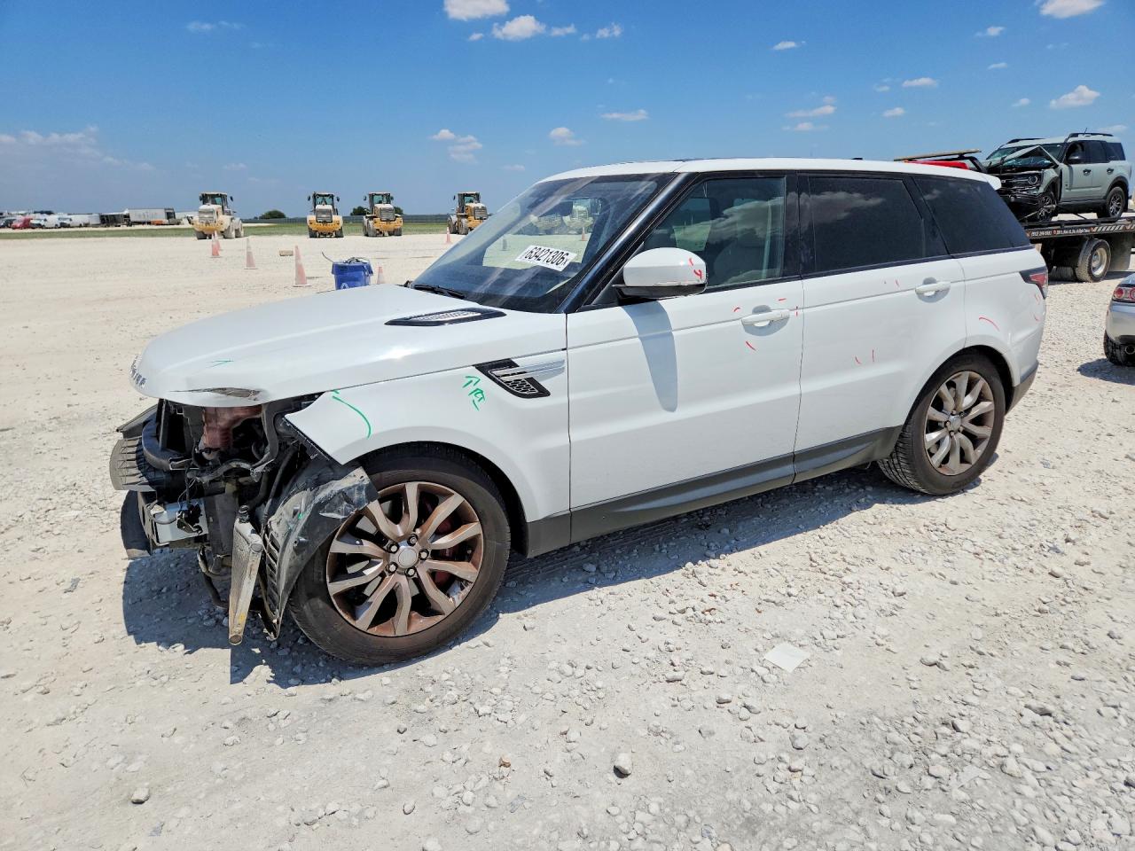2017 Land Rover Range Rover Sport, VIN SALWR2FE1HA146730 — Front end
