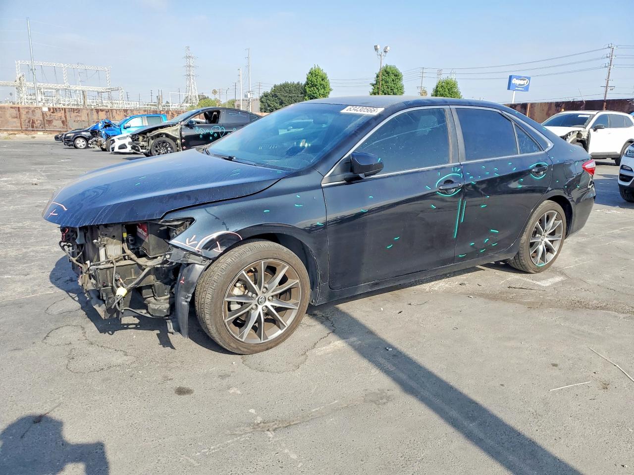 2017 Toyota Camry XSE, VIN 4T1BF1FK9HU695553 — Перед