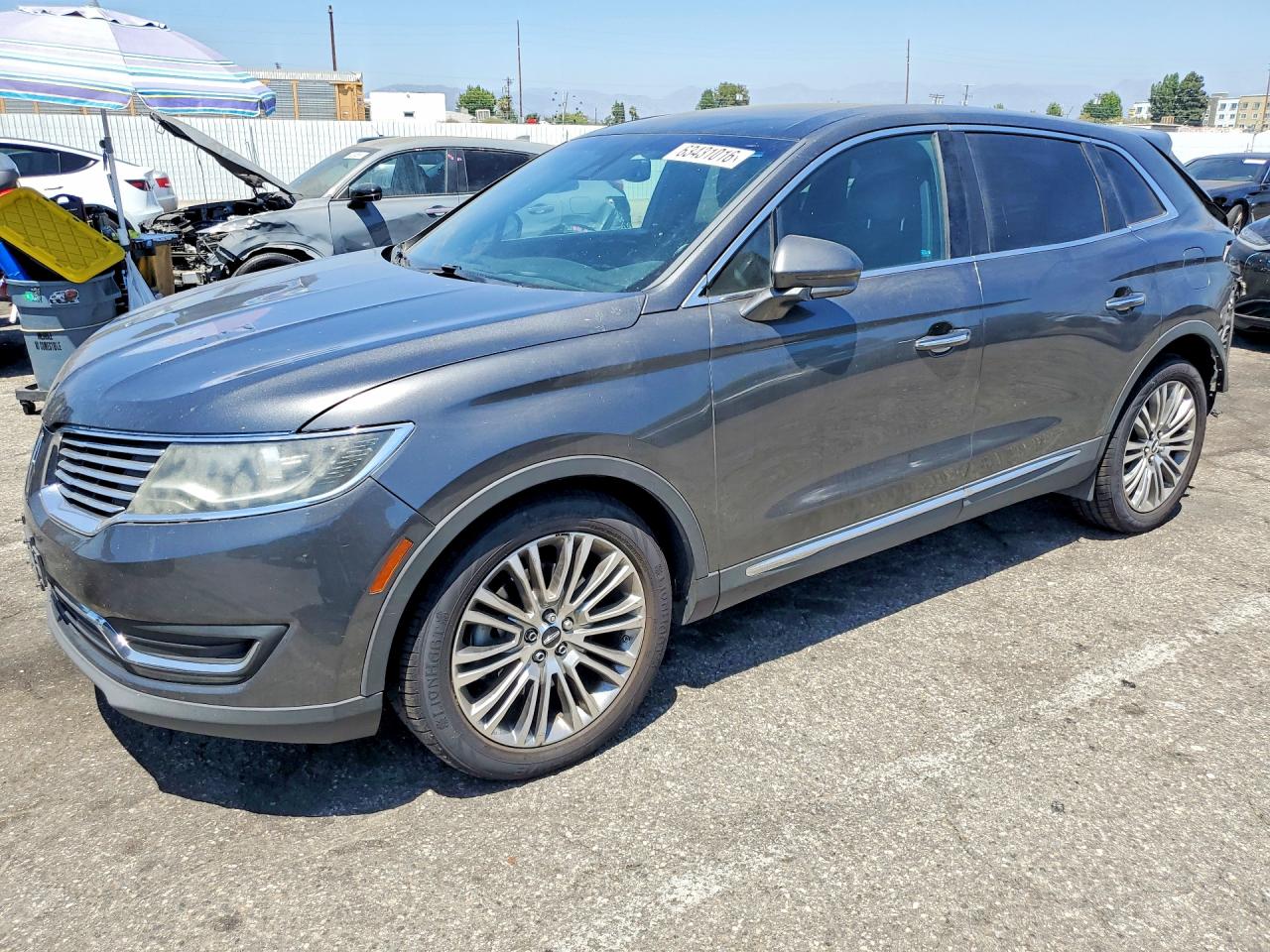 2018 Lincoln MKX Reserve, VIN 2LMPJ8LR3JBL29246 — Rear end