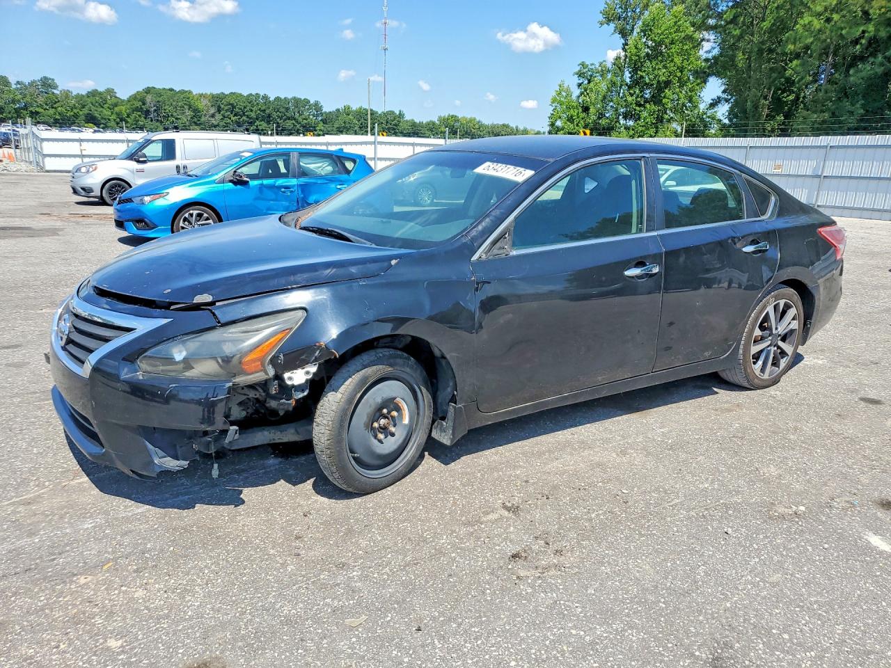 2014 Nissan Altima S, VIN 1N4AL3AP9EC191888 — Front end