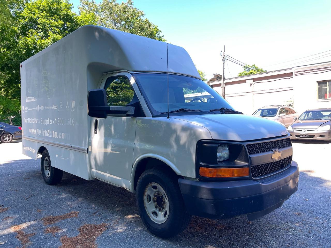 2014 Chevrolet Express Commercial, VIN 1GB0G2CG8E1143526 — Normal wear