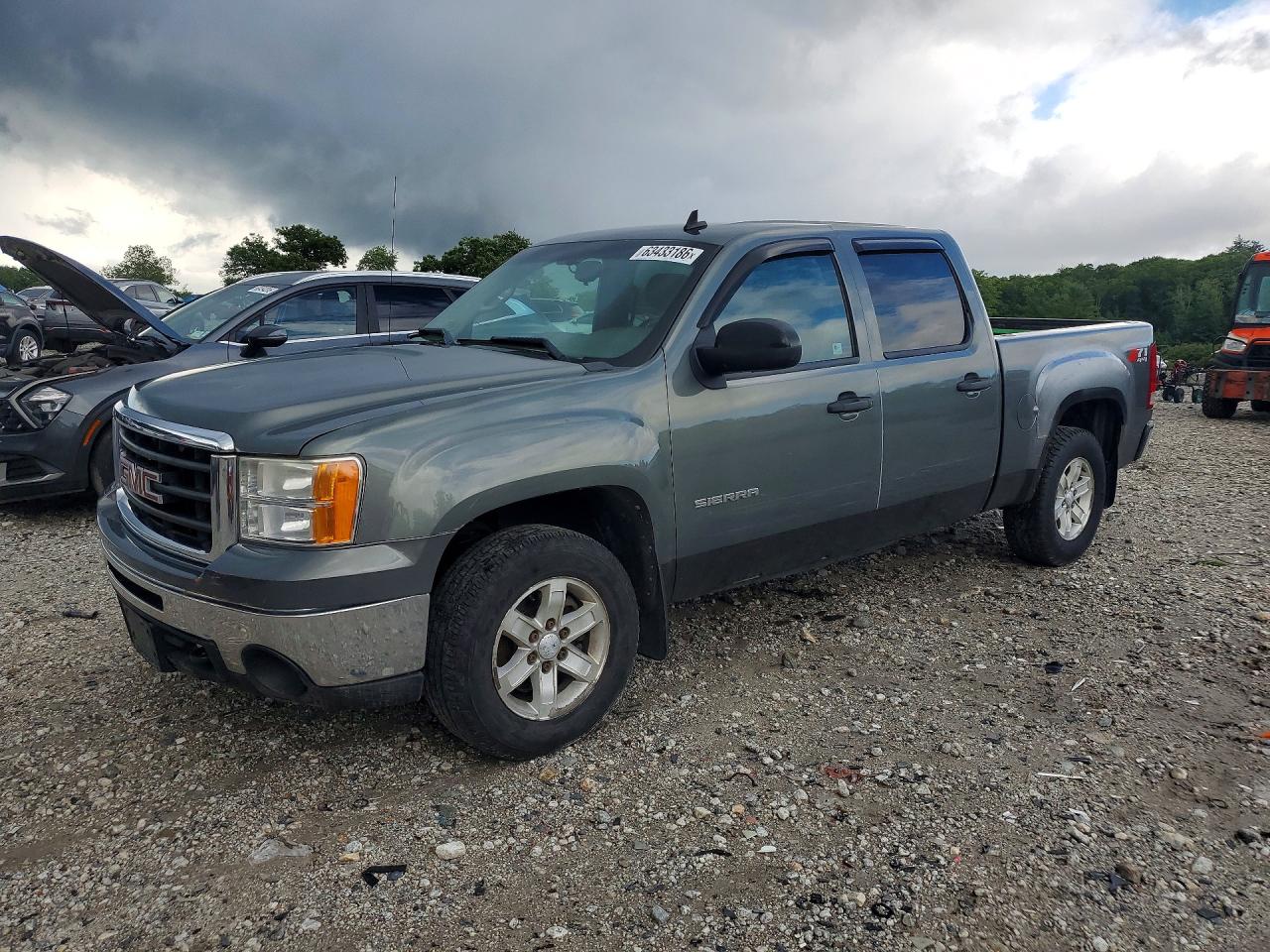2011 GMC Sierra 1500 SLE, VIN 3GTP2VE3XBG113221 — Frame damage