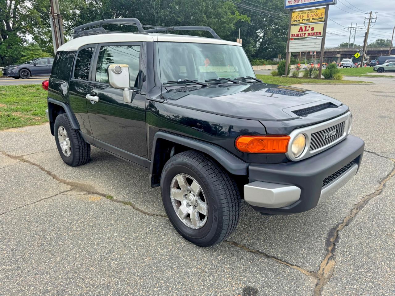 2008 Toyota FJ Cruiser, VIN JTEBU11F58K032394 — Normal wear