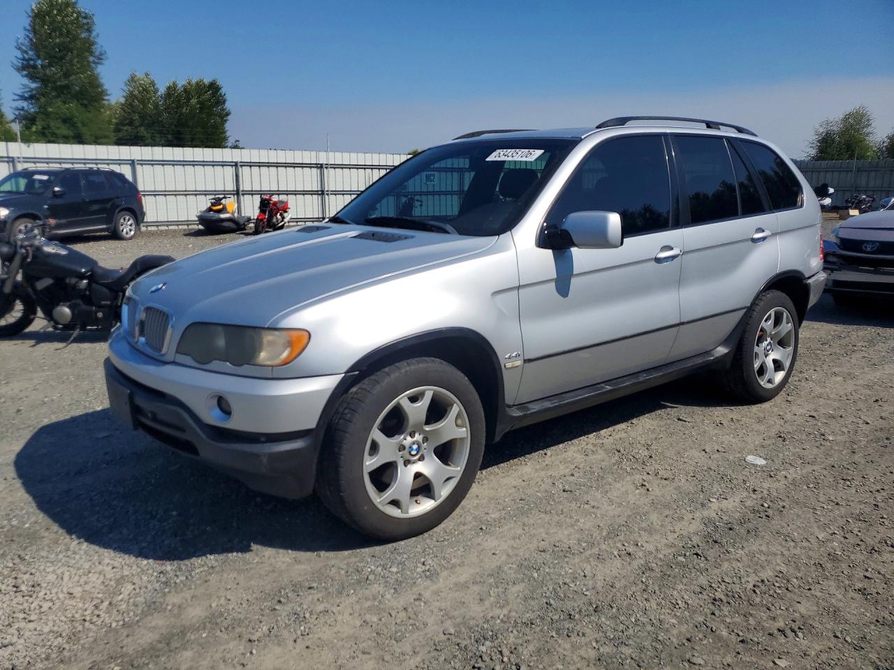 2001 BMW X5 4.4i, VIN WBAFB33561LH23980 — Rear end