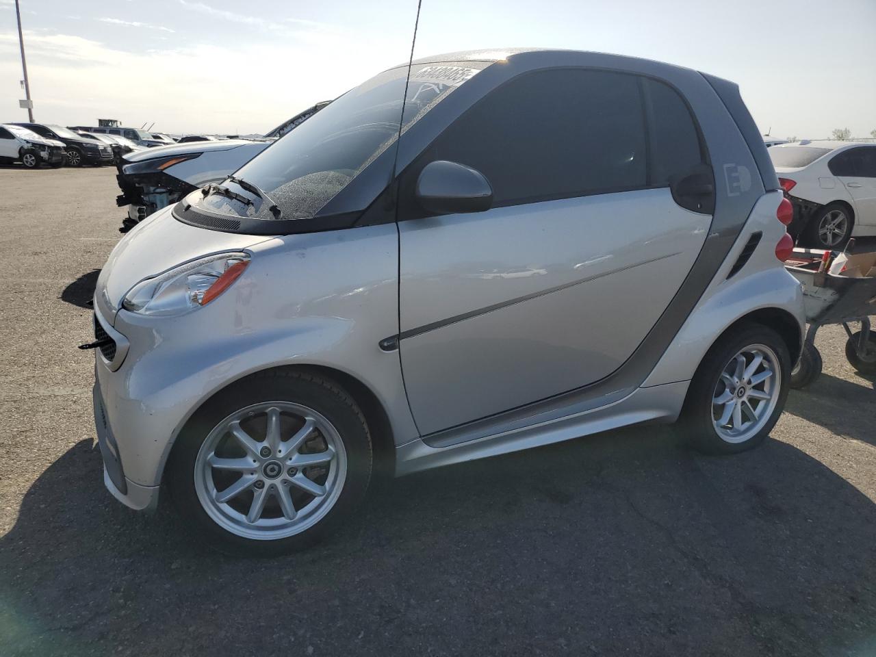 2014 Smart fortwo Passion, VIN WMEEJ9AA4EK787658 — Auction photo