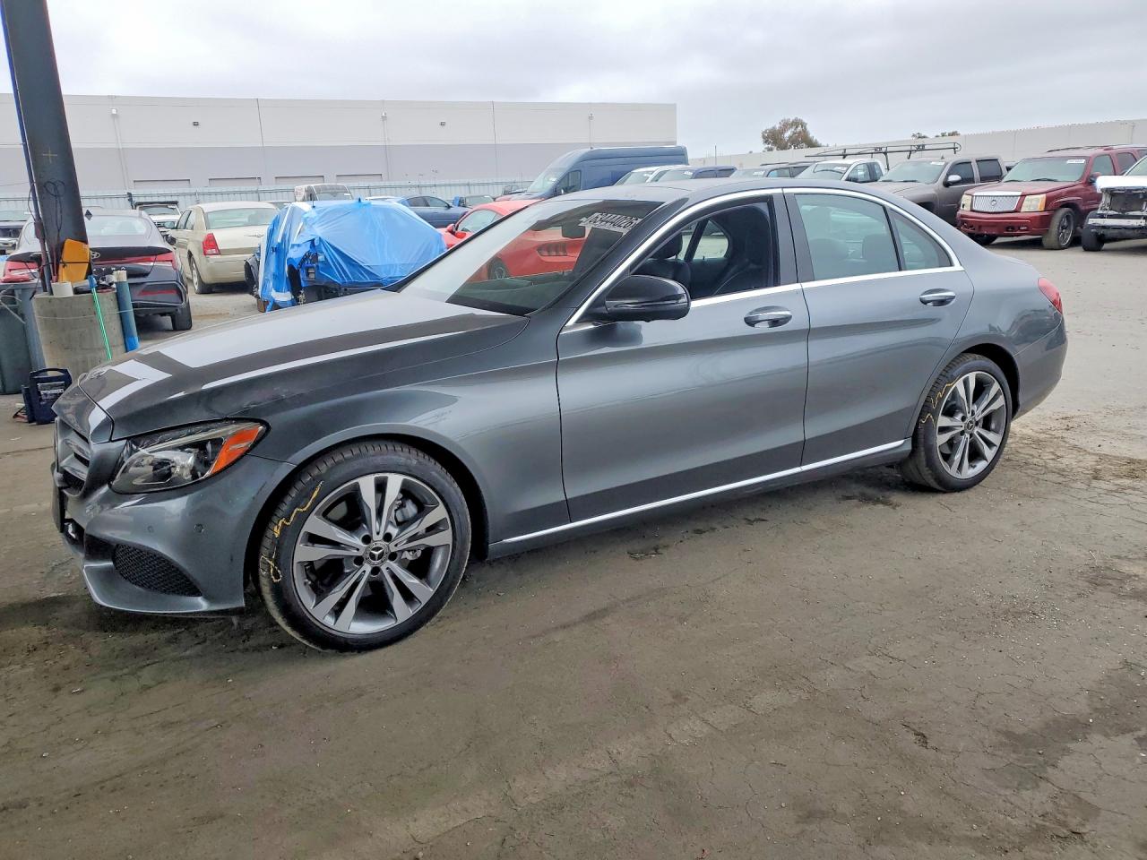 2018 Mercedes-Benz C 300, VIN WDDWF4JB9JR409987 — Front end