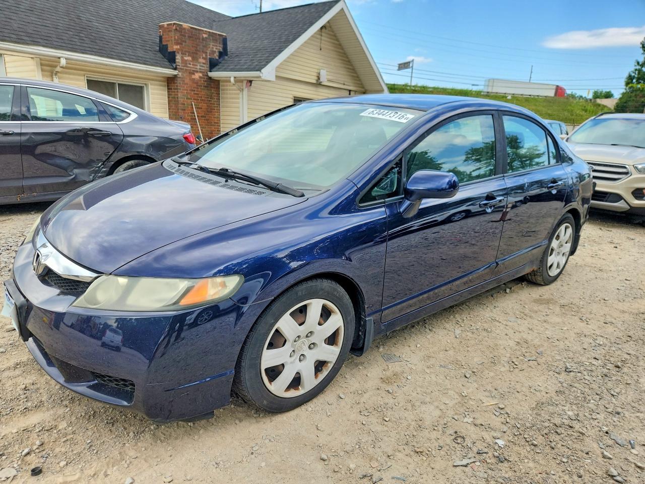 2010 Honda Civic LX, VIN 19XFA1F58AE032106 — Minor dents and scratches
