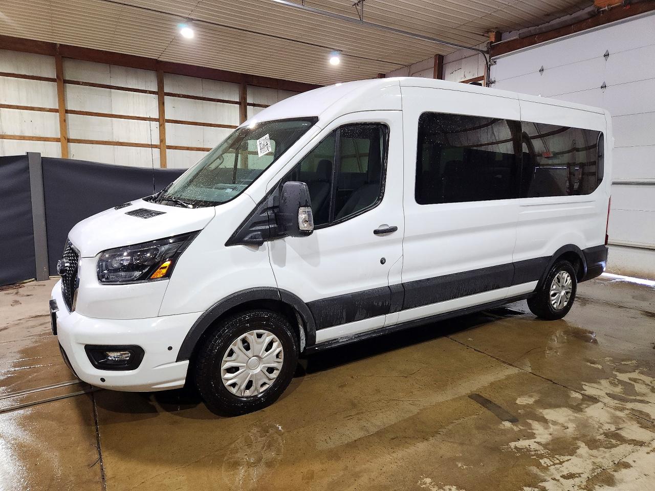 2026 Ford Transit Passenger XLT, VIN 1FBAX2C8XTKA47305 — Roof