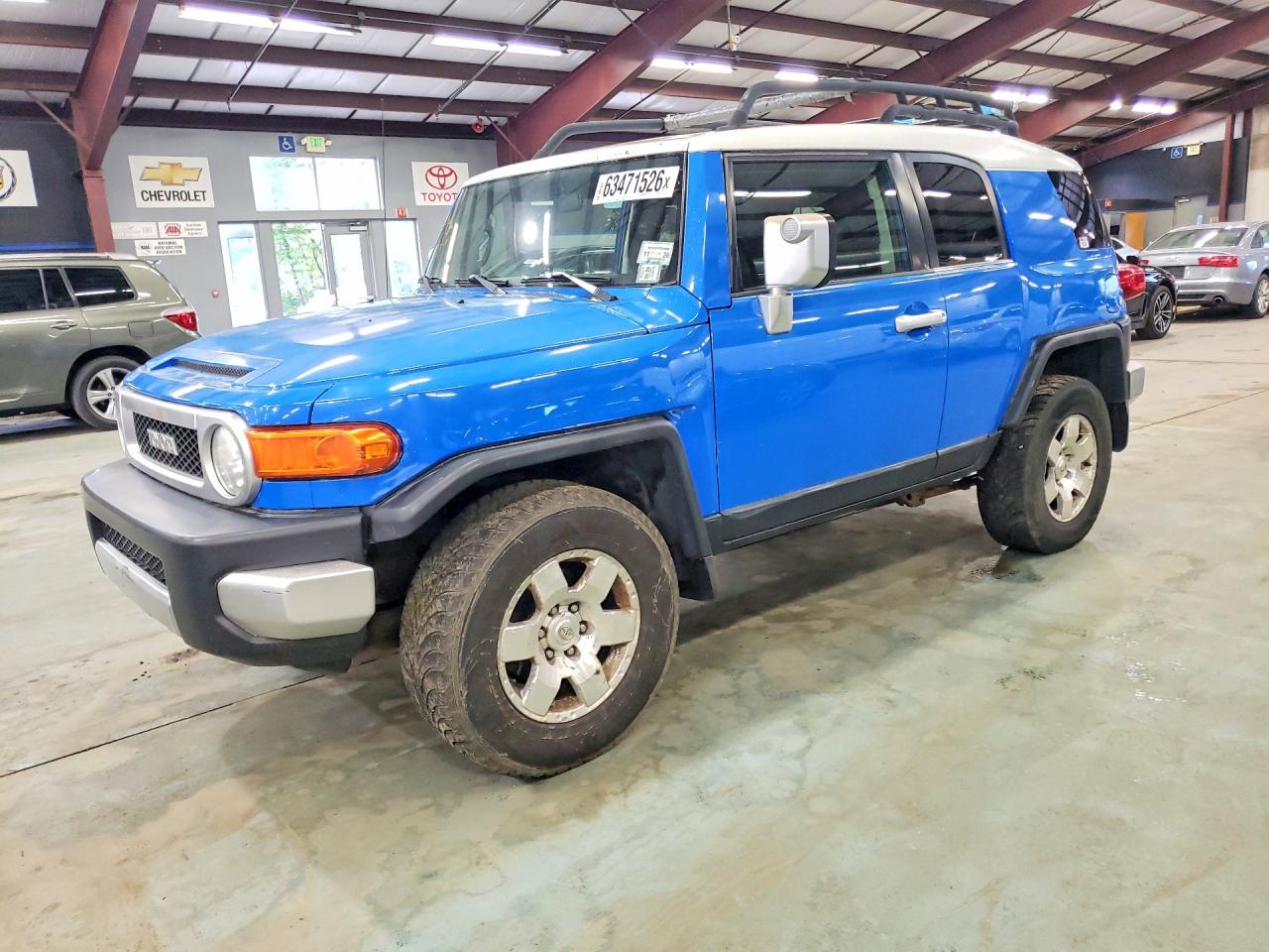 2007 Toyota FJ Cruiser, VIN JTEBU11F170012671 — Minor dents and scratches