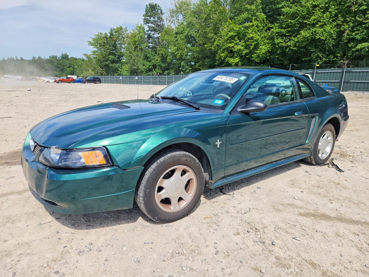 2001 Ford Mustang Standard, VIN 1FAFP40461F187846 — Front end