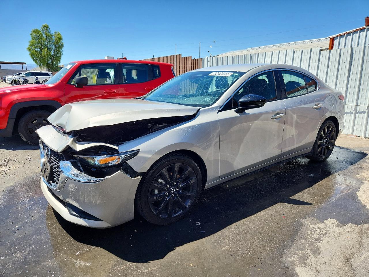 2024 Mazda 3 S Select Sport, VIN 3MZBPABM4RM427747 — Перед