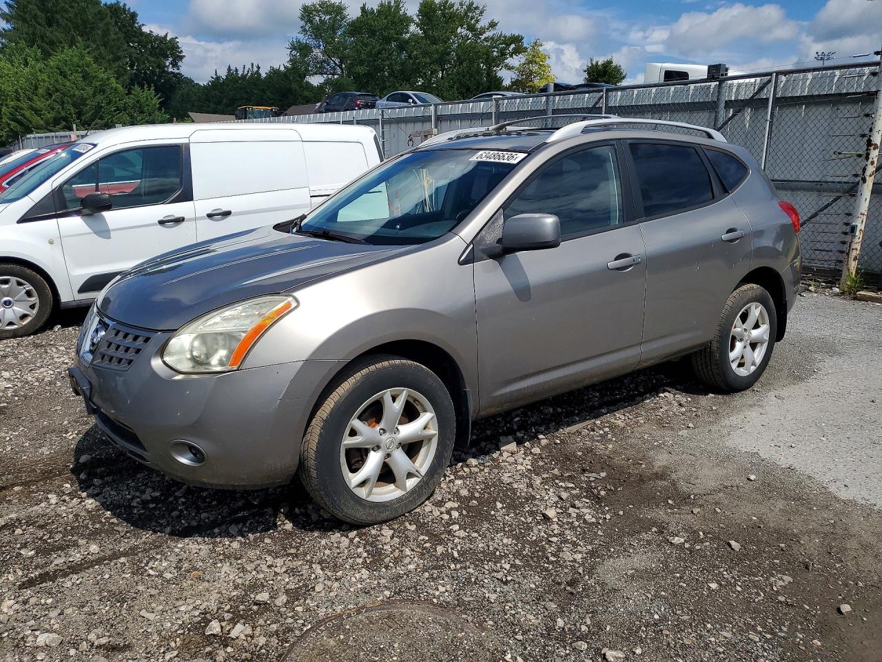 2008 Nissan Rogue SL, VIN JN8AS58V28W108242 — Перед