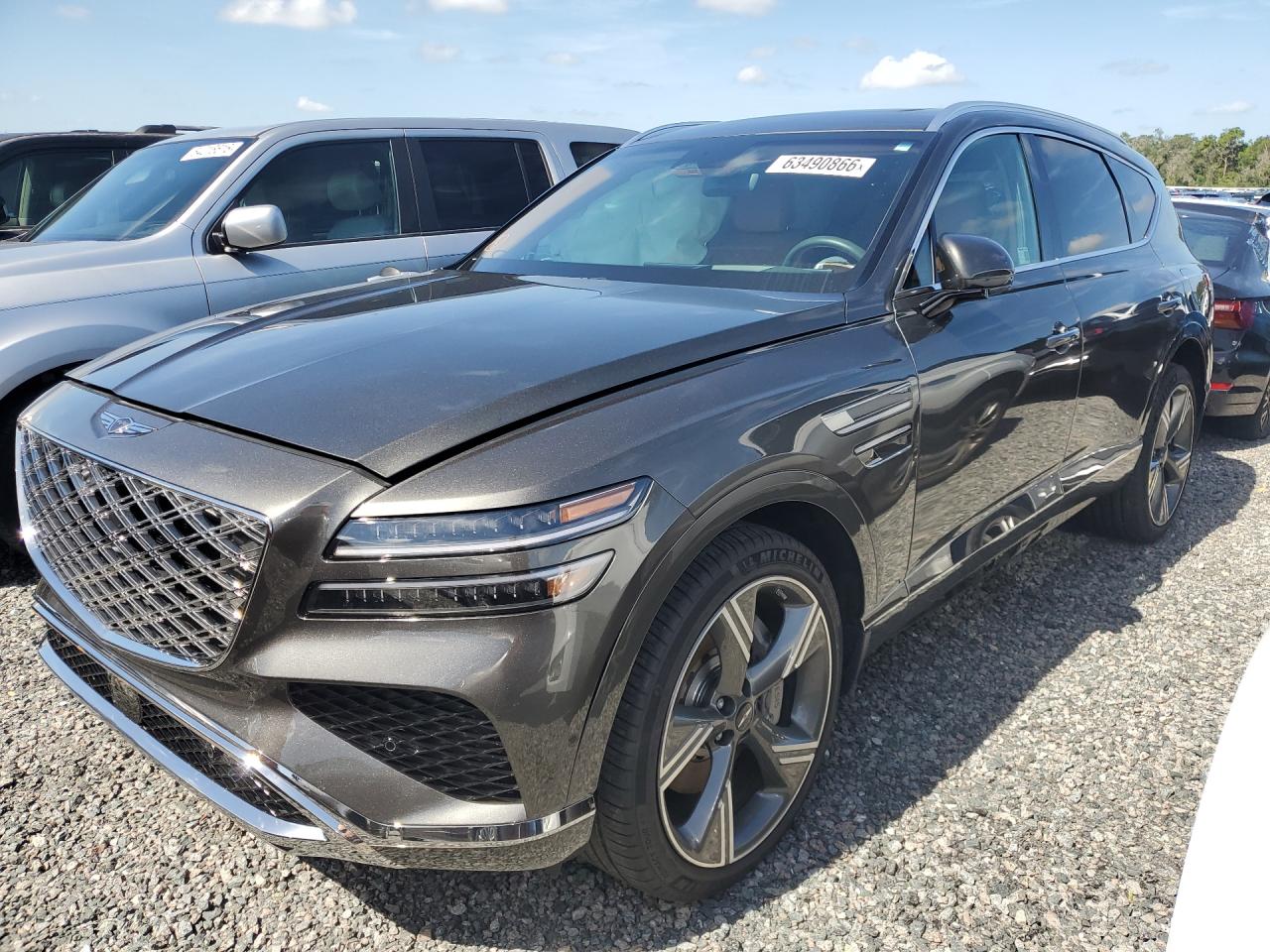 2025 Genesis GV80 Prestige, VIN KMUHEESCXSU230260 — Front end