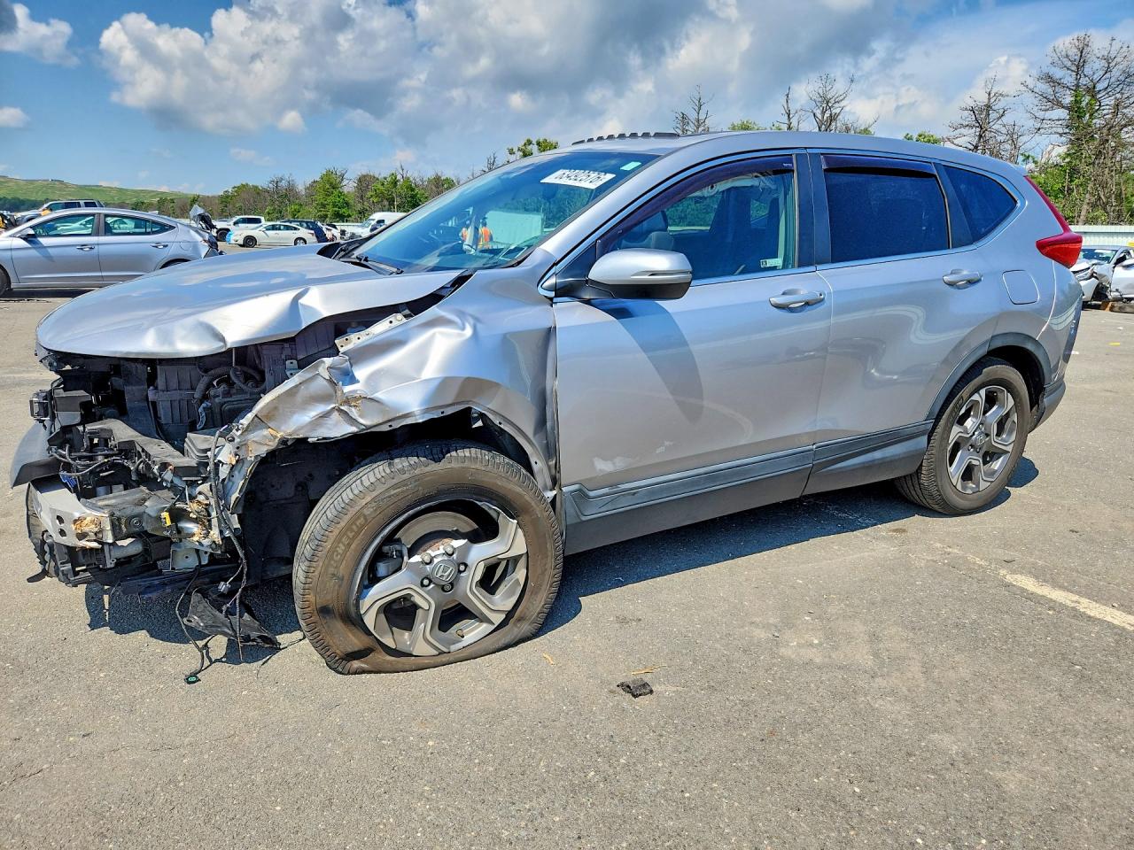 2018 Honda CR-V EX, VIN 2HKRW2H51JH672638 — Front end