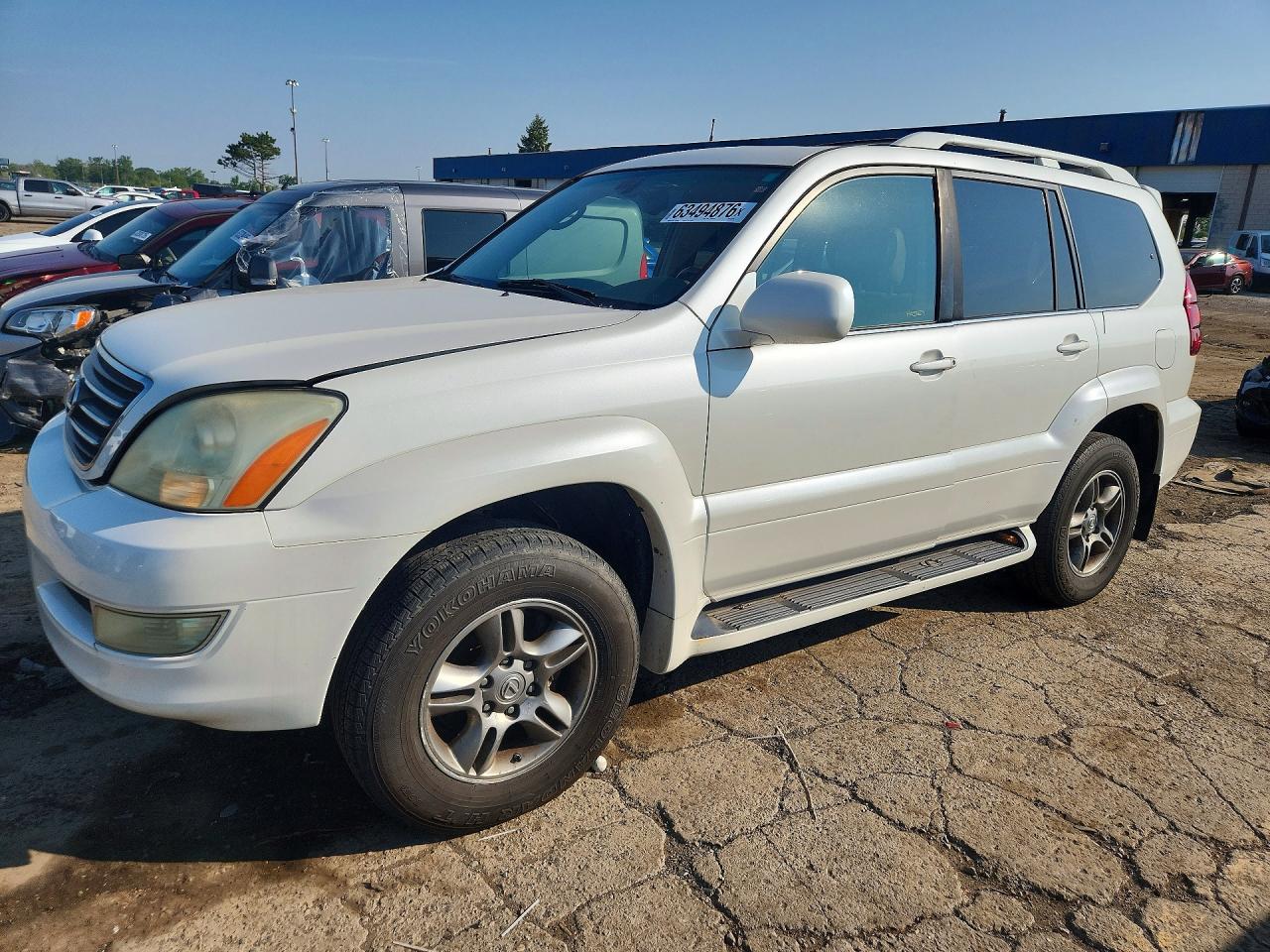 2004 Lexus GX 470, VIN JTJBT20XX40044888 — Minor dents and scratches