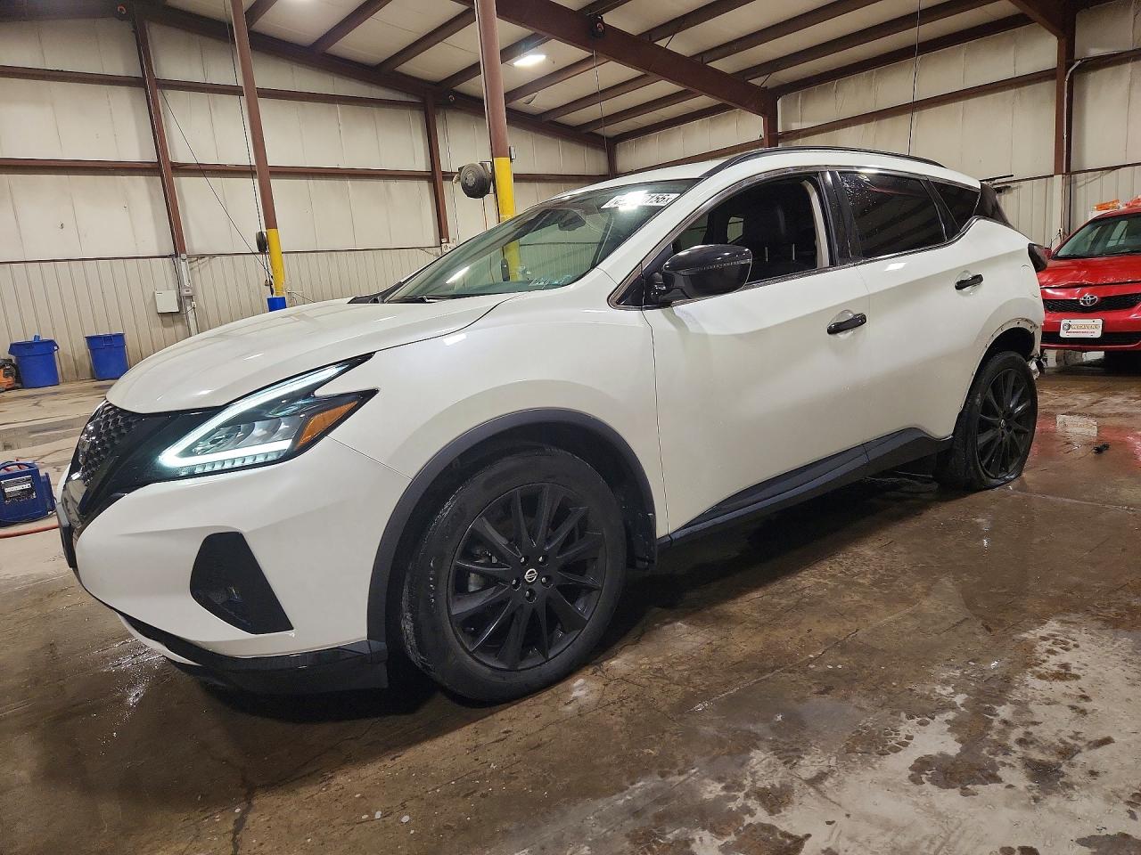 2022 Nissan Murano SV, VIN 5N1AZ2BS3NC124124 — Rear end