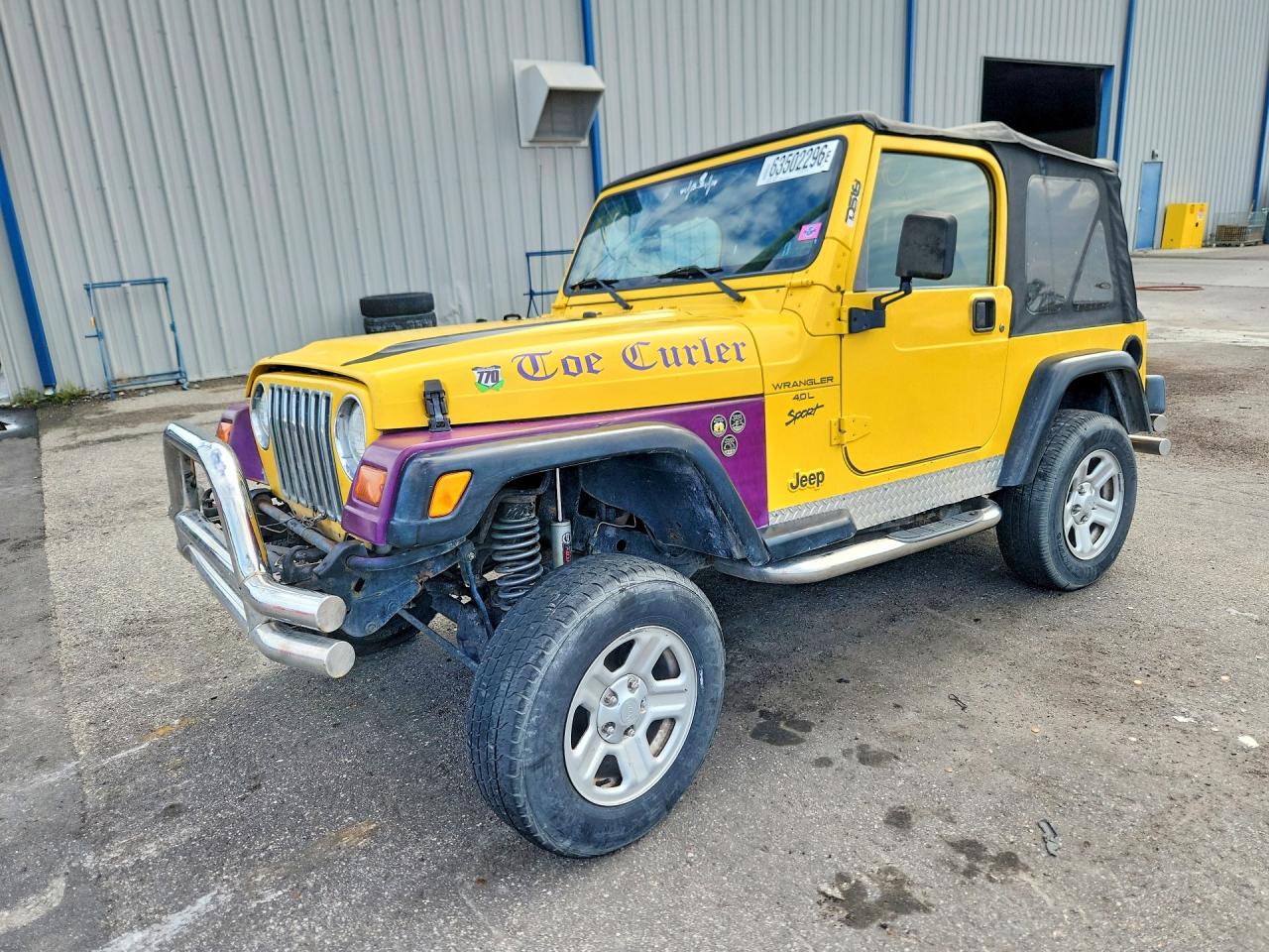 2001 Jeep Wrangler Sport, VIN 1J4FA49S51P361665 — Бок