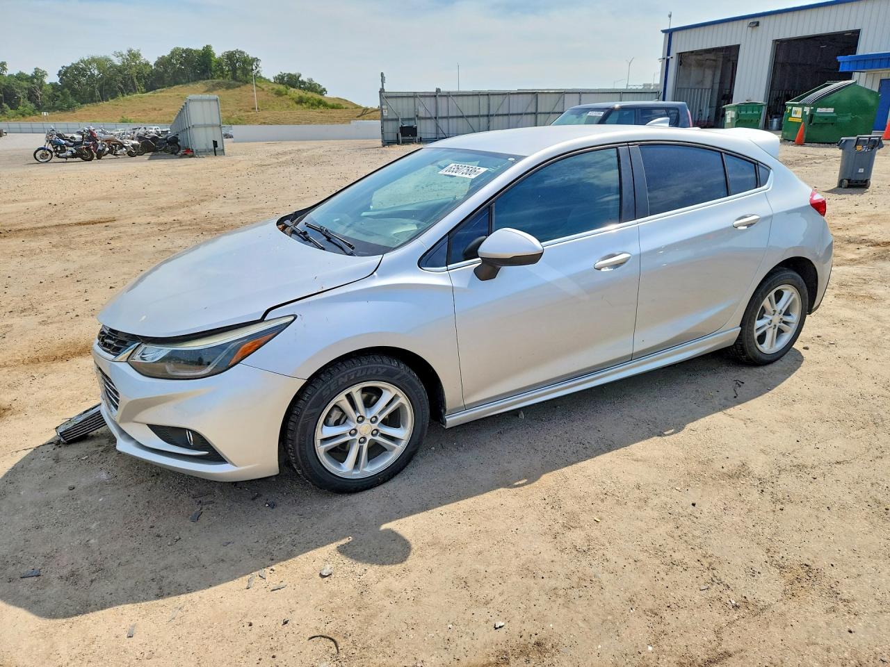 2018 Chevrolet Cruze LT, VIN 3G1BE6SM3JS649338 — Front end