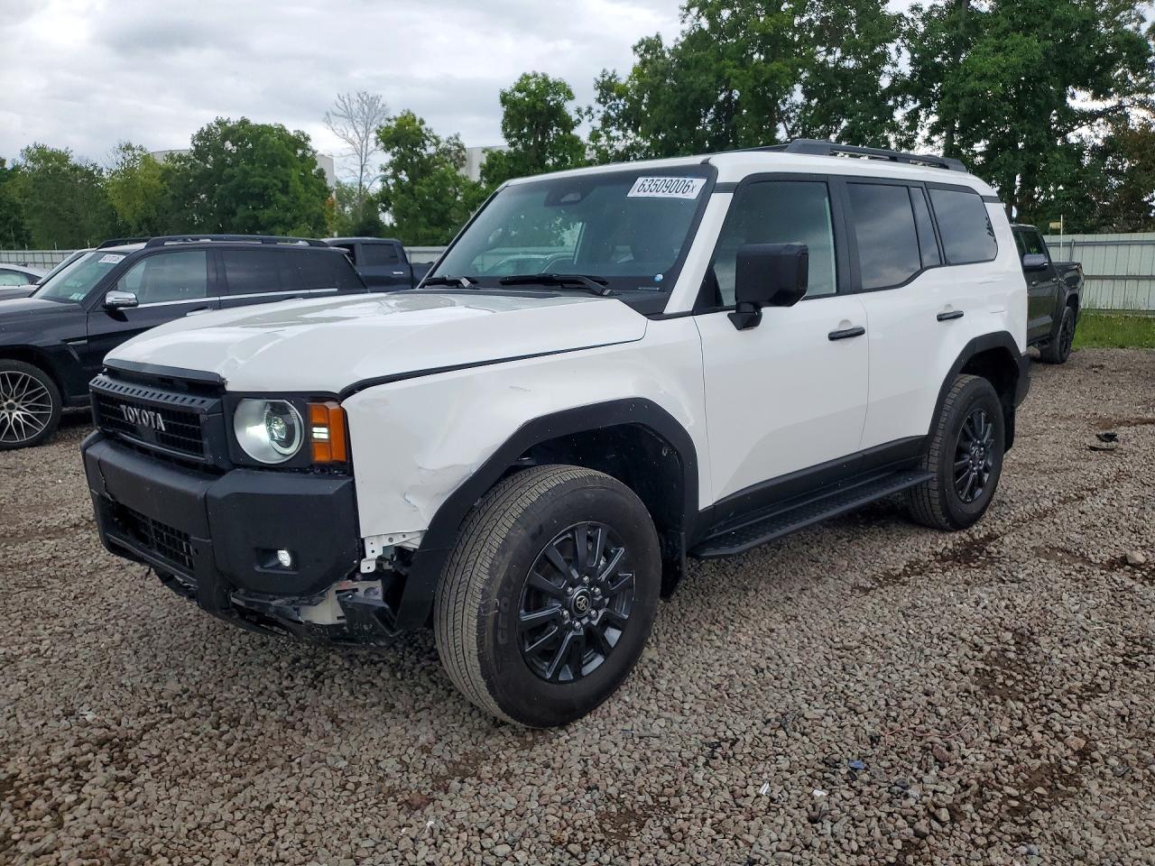 2025 Toyota Land Cruiser, VIN JTEABFAJ2SK032654 — Front end
