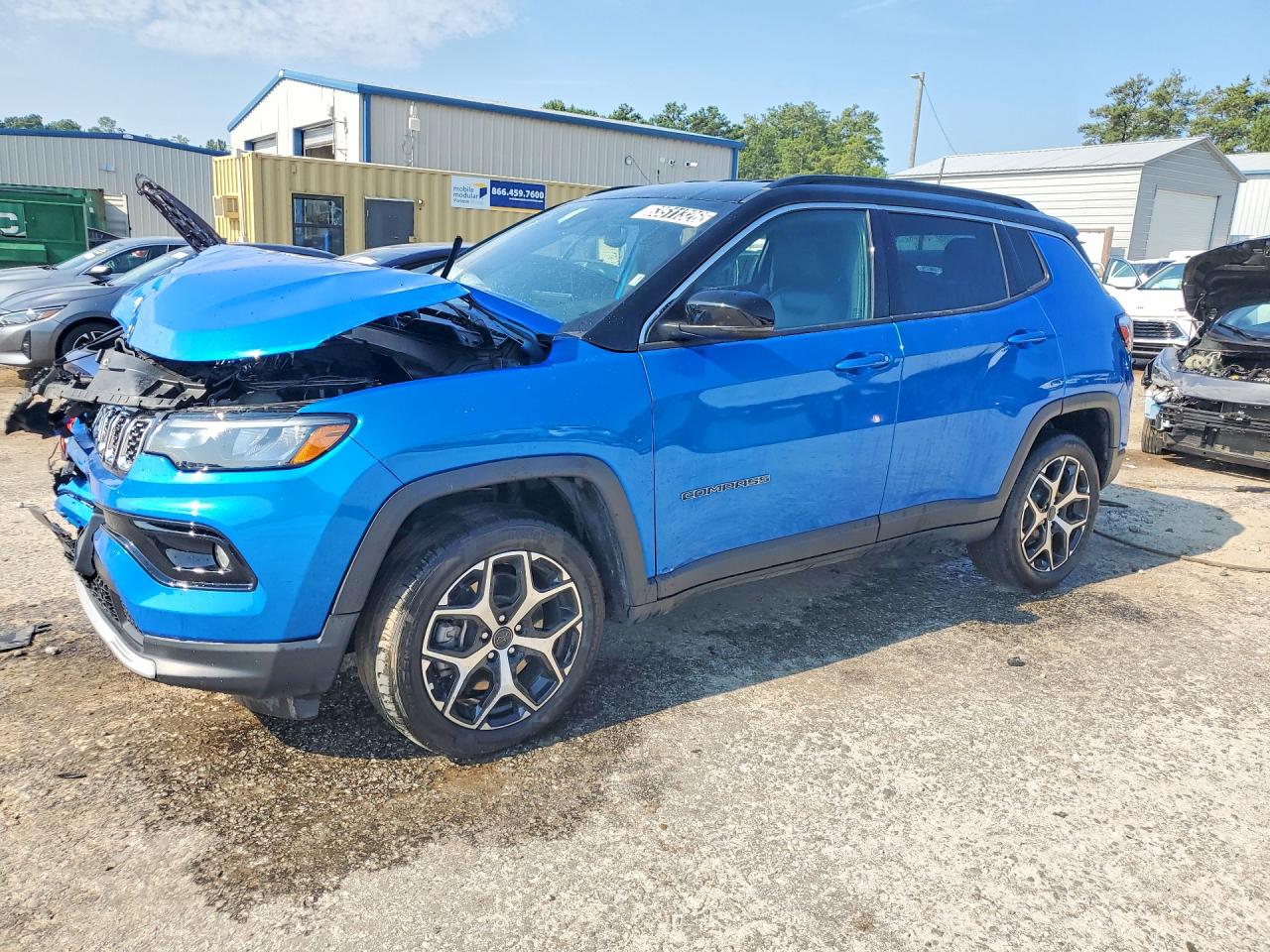 2025 Jeep Compass Limited, VIN 3C4NJDCN0ST605546 — Front end