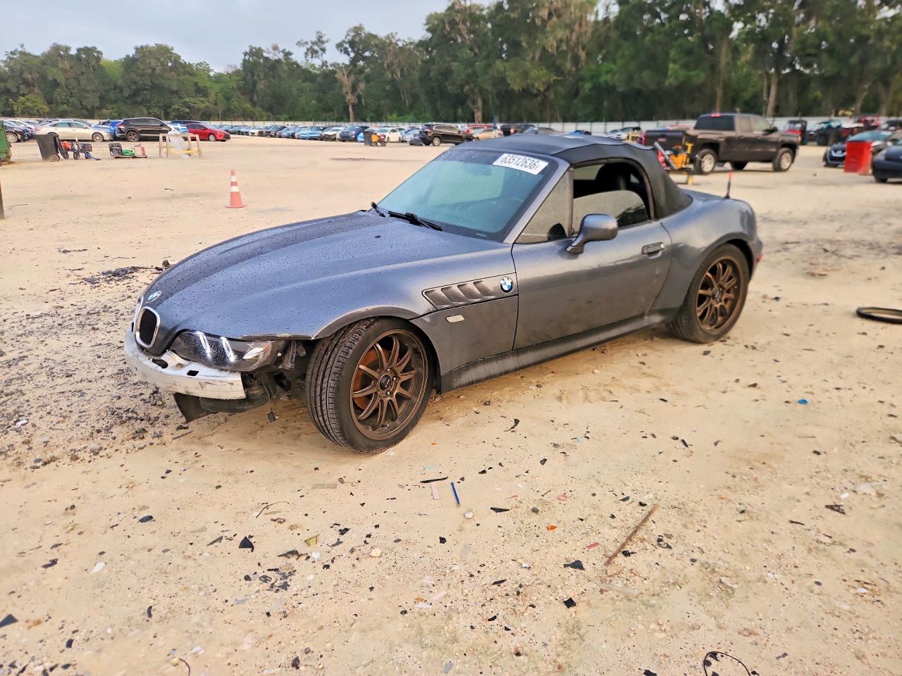 2000 BMW Z3 2.5, VIN WBACH9344YLG18716 — Перед