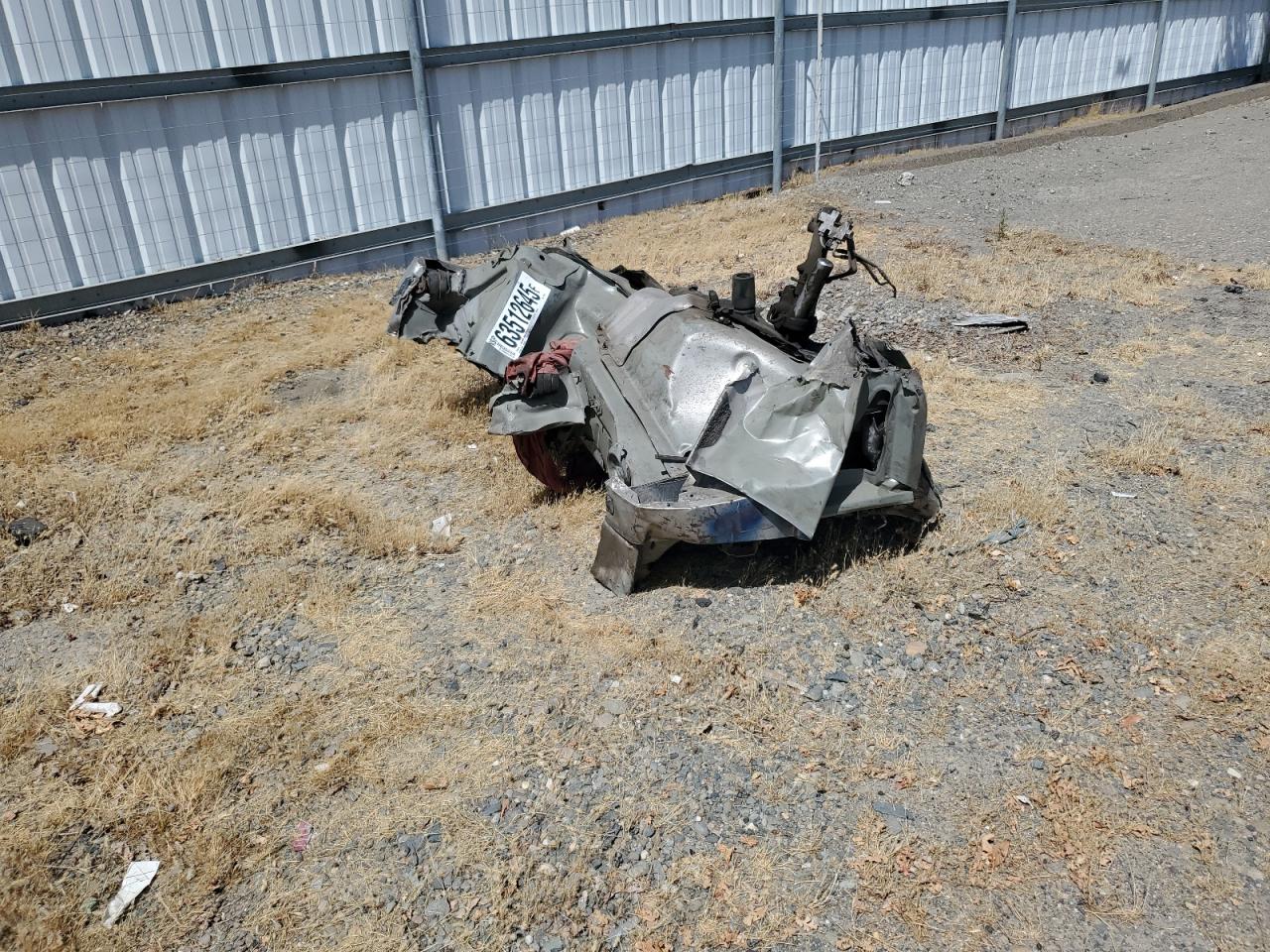 2005 Chevrolet Suburban Z71, VIN 3GNFK16Z65G289394 — Stripped