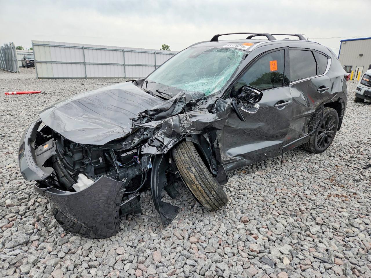 2025 Mazda CX-5 Premium, VIN JM3KFBDY6S0651128 — Front end