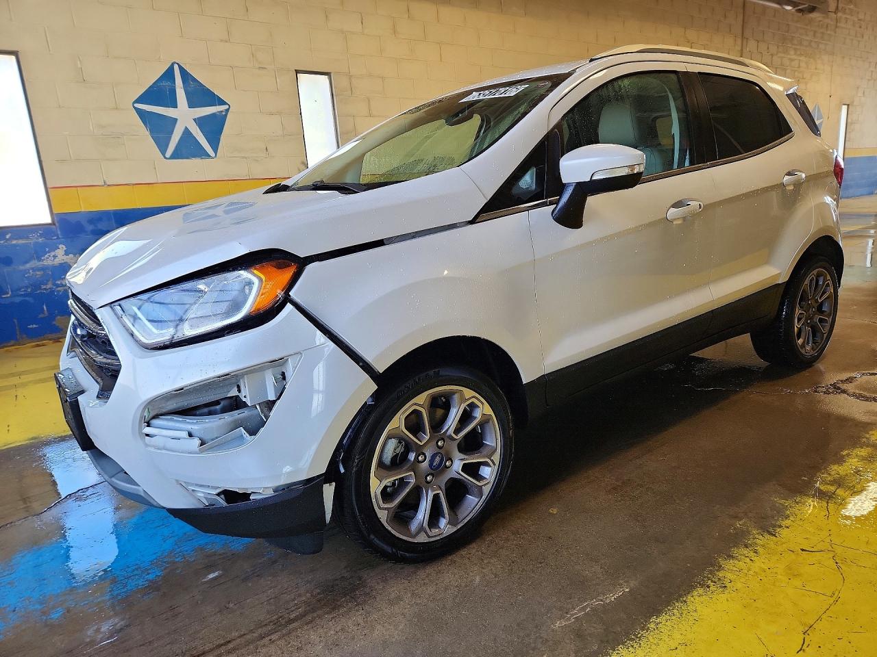 2021 Ford EcoSport Titanium, VIN MAJ3S2KE6MC439869 — Front end