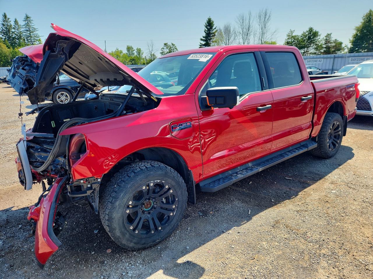 2024 Ford F-150 Lightning XLT, VIN 1FTVW3LK0RWG15466 — Front end