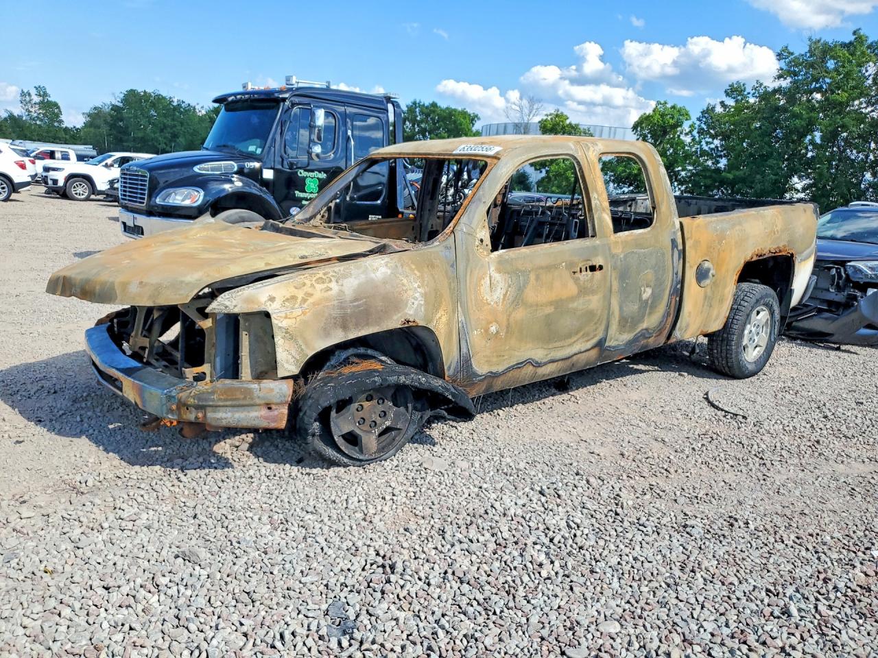 2012 Chevrolet Silverado 1500 LT, VIN 1GCRKSE78CZ297506 — Burn