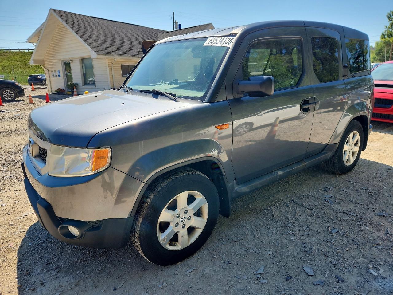 2011 Honda Element EX, VIN 5J6YH2H79BL000180 — Minor dents and scratches