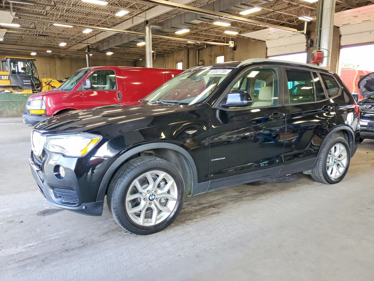 2017 BMW X3 xDrive28i, VIN 5UXWX9C3XH0T17830 — Перед