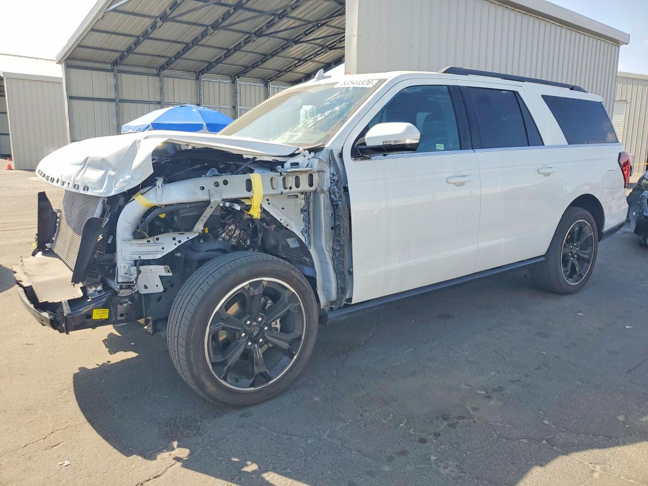 2024 Ford Expedition Max Limited, VIN 1FMJK2A80REA73685 — Front end