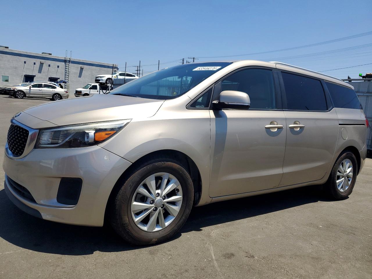 2016 Kia Sedona LX, VIN KNDMB5C18G6140138 — Minor dents and scratches